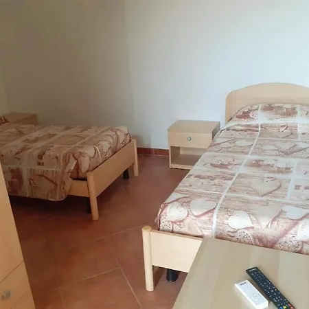 Отель Bena E Traes