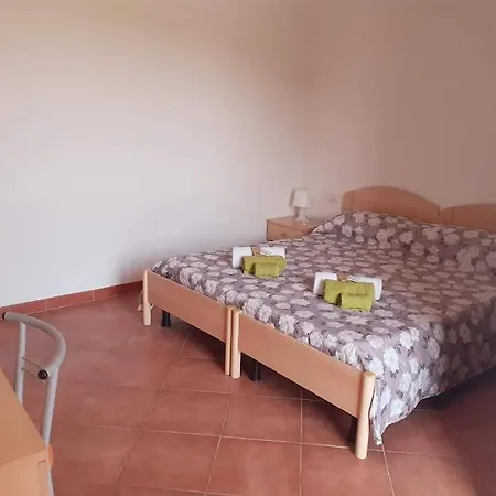 Отель Bena E Traes