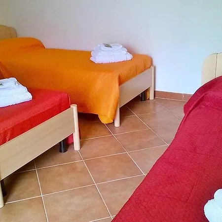 Отель Bena E Traes