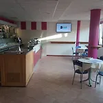 Hotell Bena E Traes Laerru