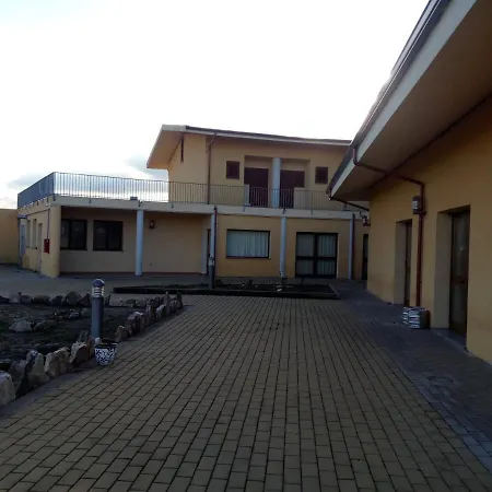 Bena E Traes Hotel