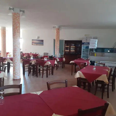 Hotel Bena E Traes Laerru